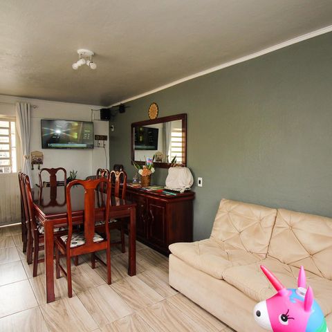 Casa à venda com 130m², 3 quartos e 3 vagas Casa à venda com 130m², 3 quartos e 3 vagasSala de Jantar