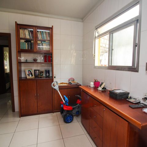 Casa à venda com 130m², 3 quartos e 3 vagas Casa à venda com 130m², 3 quartos e 3 vagasSala 2