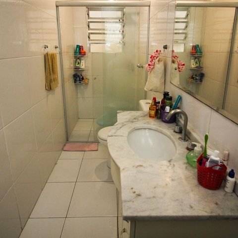 Casa à venda com 130m², 3 quartos e 3 vagas Casa à venda com 130m², 3 quartos e 3 vagasBanheiro da Suíte