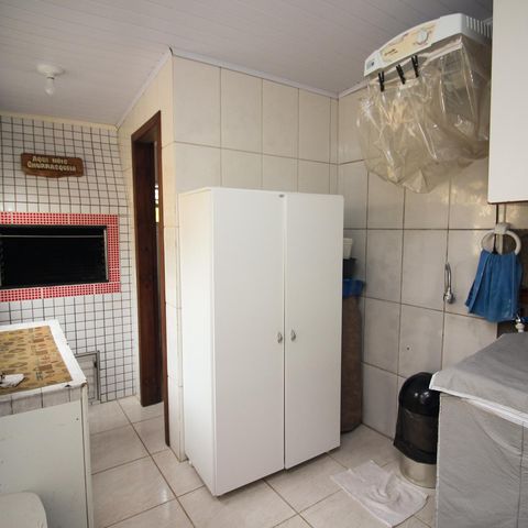 Casa à venda com 130m², 3 quartos e 3 vagas Casa à venda com 130m², 3 quartos e 3 vagasÁrea de Serviço