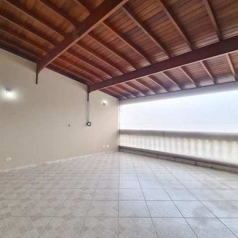 Casa à venda com 96m², 3 quartos e 2 vagasÁrea Externa