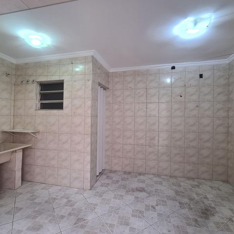 Casa à venda com 96m², 3 quartos e 2 vagasÁrea de Serviço