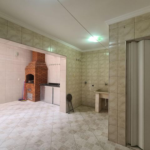 Casa à venda com 96m², 3 quartos e 2 vagasÁrea Externa