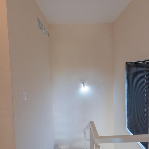 Casa à venda com 106m², 3 quartos e 5 vagasEscada