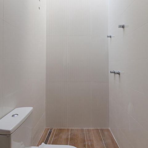Casa à venda com 66m², 2 quartos e 1 vaga Casa à venda com 66m², 2 quartos e 1 vagaBanheiro Social