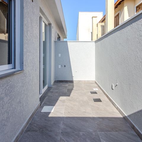 Casa à venda com 66m², 2 quartos e 1 vaga Casa à venda com 66m², 2 quartos e 1 vagaQuintal