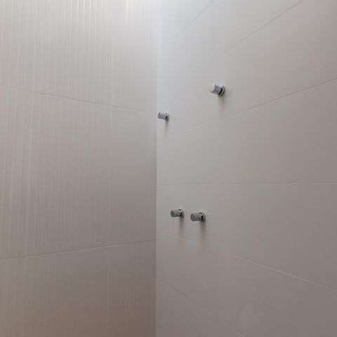Casa à venda com 66m², 2 quartos e 1 vaga Casa à venda com 66m², 2 quartos e 1 vagaBanheiro Social