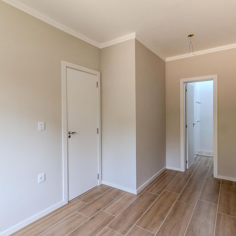 Casa à venda com 66m², 2 quartos e 1 vaga Casa à venda com 66m², 2 quartos e 1 vagaSuíte