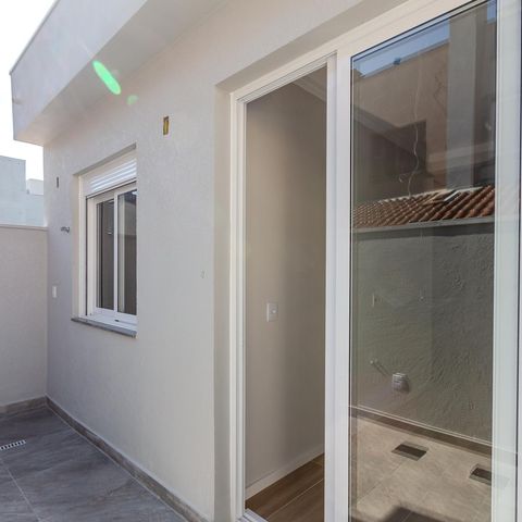 Casa à venda com 66m², 2 quartos e 1 vaga Casa à venda com 66m², 2 quartos e 1 vagaQuintal