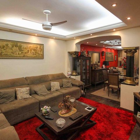 Casa à venda com 450m², 3 quartos e 3 vagasSala