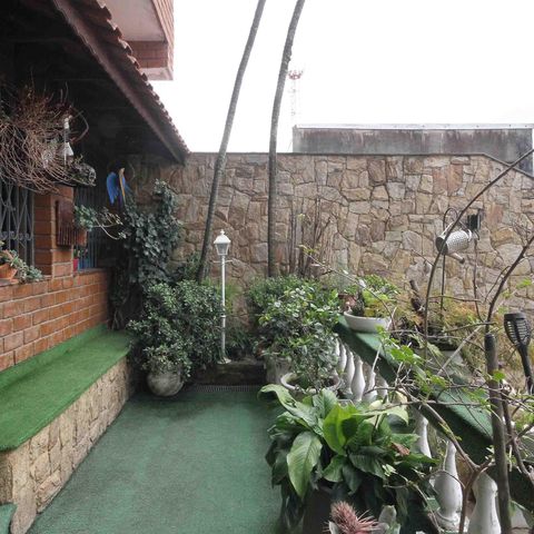 Casa à venda com 450m², 3 quartos e 3 vagasQuintal