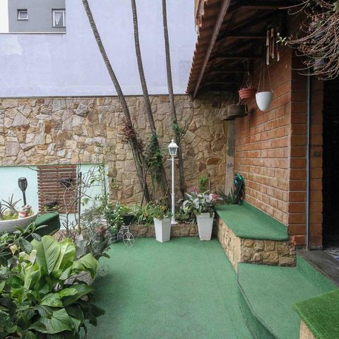 Casa à venda com 450m², 3 quartos e 3 vagasQuintal