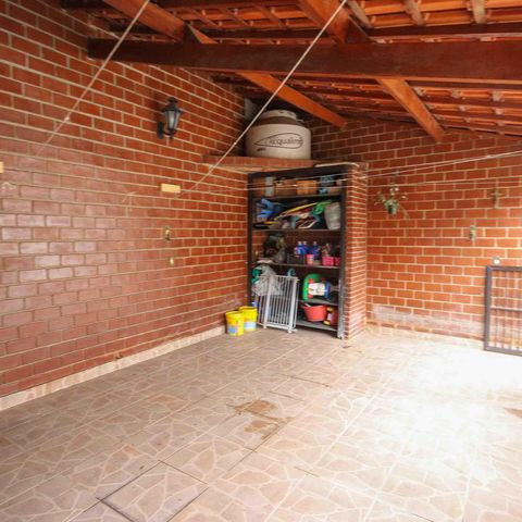 Casa à venda com 450m², 3 quartos e 3 vagasÁrea de Serviço