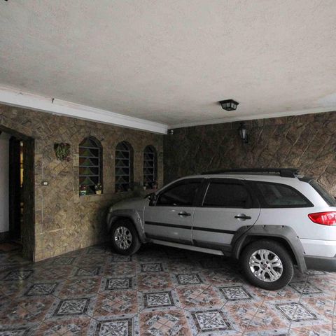 Casa à venda com 450m², 3 quartos e 3 vagasGaragem