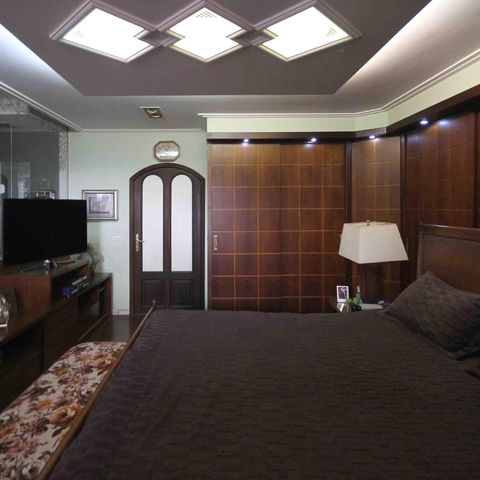 Casa à venda com 450m², 3 quartos e 3 vagasSuíte