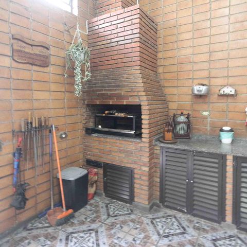 Casa à venda com 450m², 3 quartos e 3 vagasEspaço Gourmet