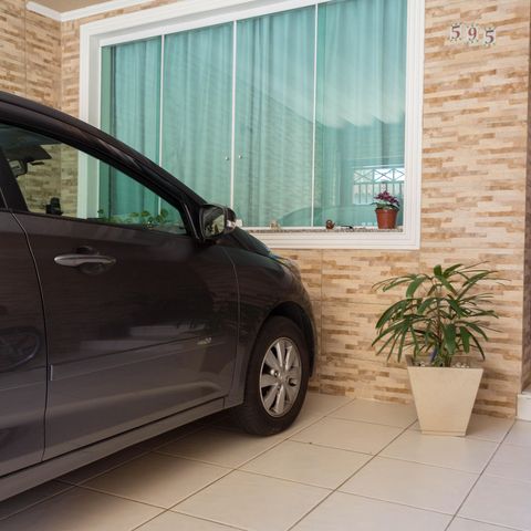 Casa à venda com 127m², 2 quartos e 2 vagas Casa à venda com 127m², 2 quartos e 2 vagasGaragem