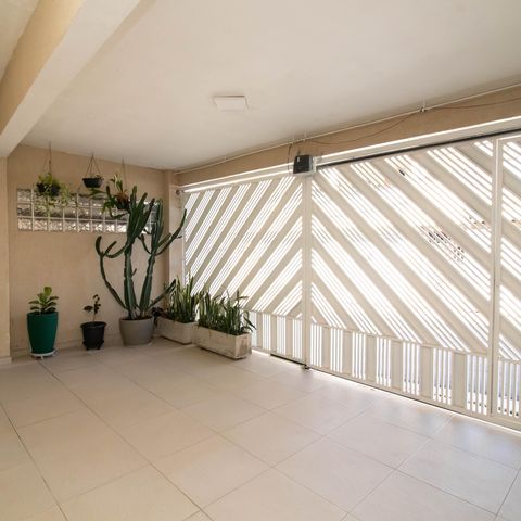 Casa à venda com 156m², 3 quartos e 1 vaga Casa à venda com 156m², 3 quartos e 1 vagaGaragem