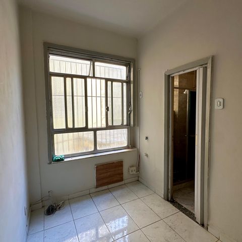 Apartamento à venda com 25m², 1 quarto e sem vagaSala/Quarto