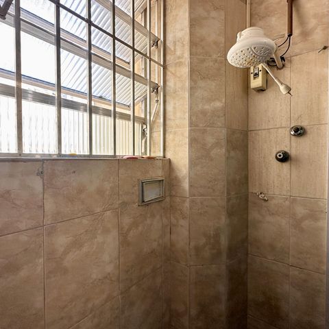 Apartamento à venda com 25m², 1 quarto e sem vagaBanheiro