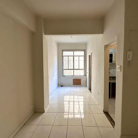 Apartamento à venda com 25m², 1 quarto e sem vagaSala/Quarto