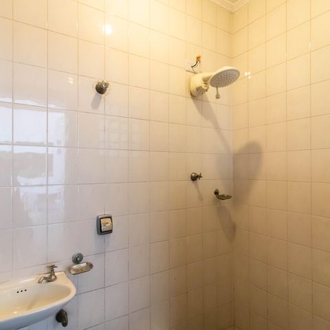 Casa para alugar com 100m², 4 quartos e 3 vagasBanheiro de Serviço