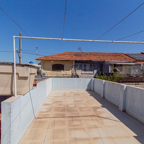 Casa à venda com 107m², 2 quartos e 1 vaga Casa à venda com 107m², 2 quartos e 1 vagaTerraço
