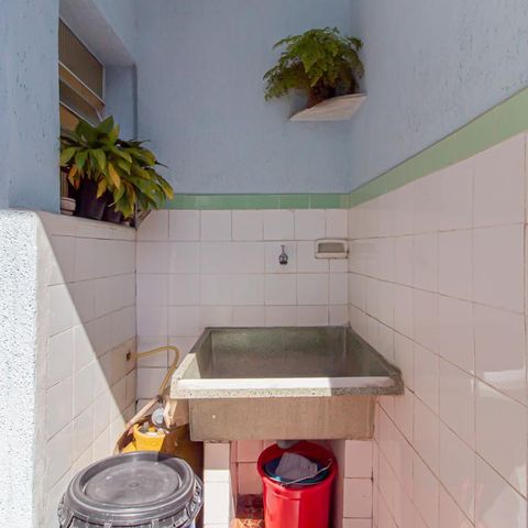 Casa à venda com 107m², 2 quartos e 1 vaga Casa à venda com 107m², 2 quartos e 1 vagaÁrea de Serviço