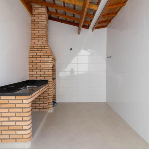 Casa à venda com 96m², 3 quartos e 2 vagas Casa à venda com 96m², 3 quartos e 2 vagasArea Externa