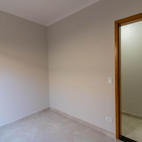 Casa à venda com 96m², 3 quartos e 2 vagas Casa à venda com 96m², 3 quartos e 2 vagasQuarto 1