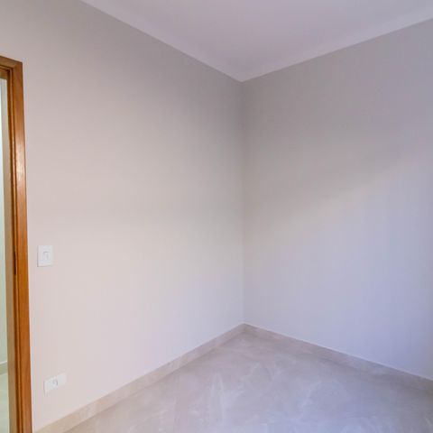 Casa à venda com 96m², 3 quartos e 2 vagas Casa à venda com 96m², 3 quartos e 2 vagasQuarto 2