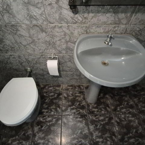 Casa à venda com 367m², 1 quarto e sem vaga Casa à venda com 367m², 1 quarto e sem vagaBanheiro Social