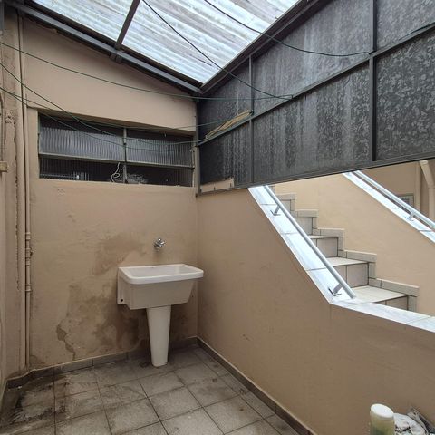 Casa à venda com 367m², 1 quarto e sem vaga Casa à venda com 367m², 1 quarto e sem vagaLavanderia