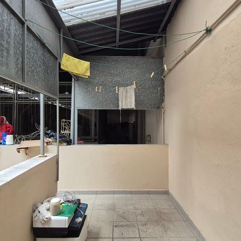 Casa à venda com 367m², 1 quarto e sem vaga Casa à venda com 367m², 1 quarto e sem vagaLavanderia