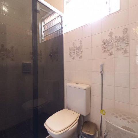 Casa à venda com 250m², 3 quartos e 3 vagas Casa à venda com 250m², 3 quartos e 3 vagasBanheiro da Suíte