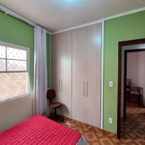 Casa à venda com 250m², 3 quartos e 3 vagas Casa à venda com 250m², 3 quartos e 3 vagasQuarto 2