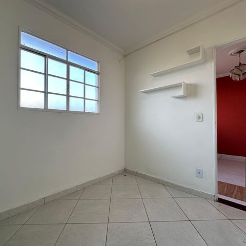 Casa à venda com 50m², 2 quartos e sem vaga