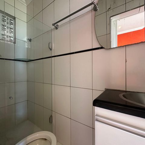 Casa à venda com 50m², 2 quartos e sem vaga