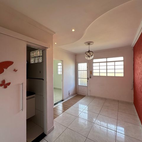 Casa à venda com 50m², 2 quartos e sem vaga