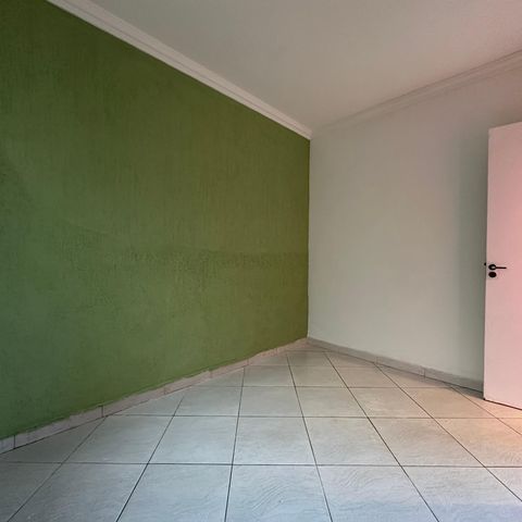 Casa à venda com 50m², 2 quartos e sem vaga