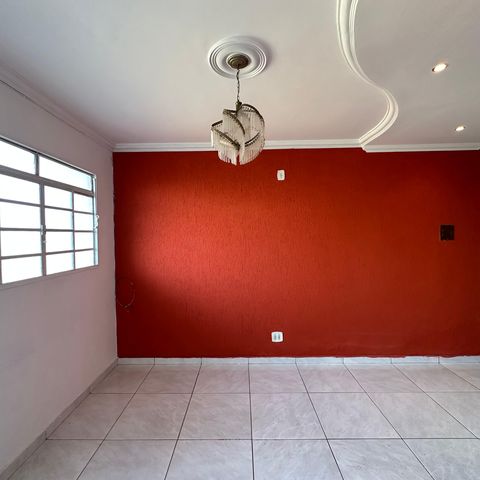 Casa à venda com 50m², 2 quartos e sem vaga
