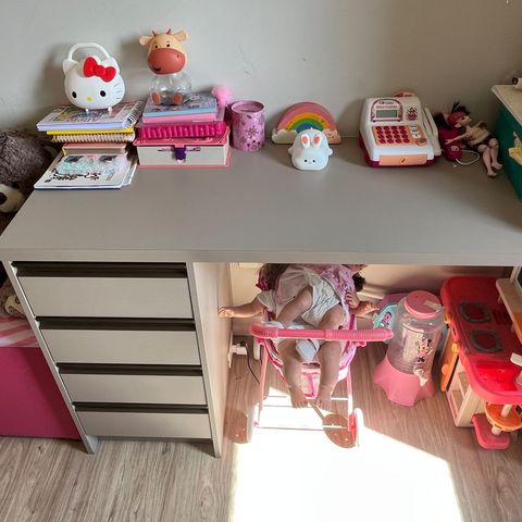 Apartamento para alugar com 95m², 2 quartos e 1 vaga Apartamento para alugar com 95m², 2 quartos e 1 vagaQuarto