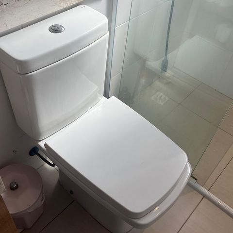 Apartamento para alugar com 95m², 2 quartos e 1 vaga Apartamento para alugar com 95m², 2 quartos e 1 vagaBanheiro Social
