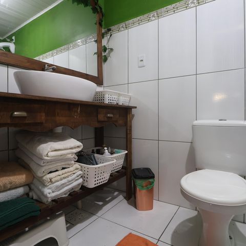 Casa para alugar com 130m², 4 quartos e 2 vagasBanheiro 2