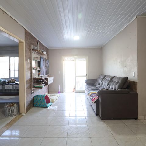 Casa para alugar com 130m², 4 quartos e 2 vagasSala