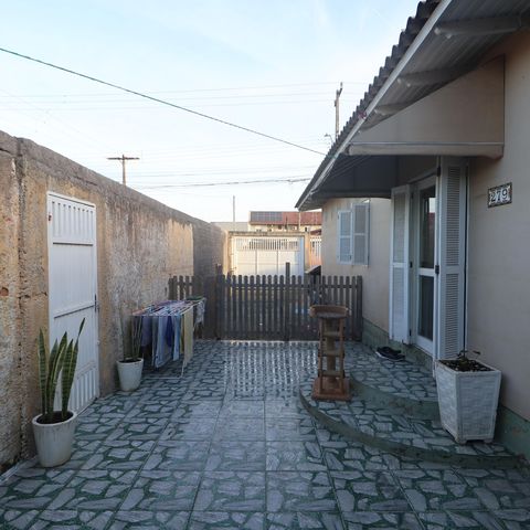 Casa para alugar com 130m², 4 quartos e 2 vagasQuintal