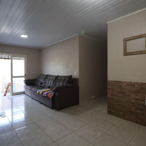 Casa para alugar com 130m², 4 quartos e 2 vagasSala