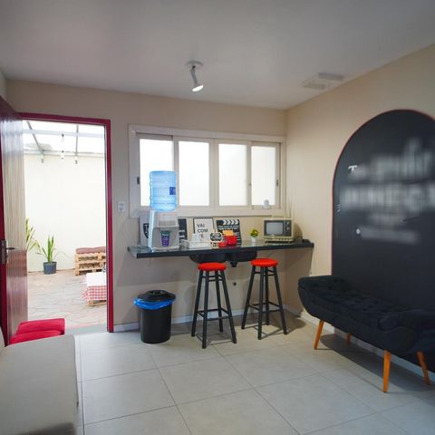 Casa à venda com 300m², 4 quartos e 4 vagasCozinha