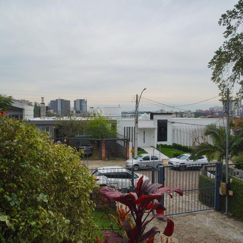 Casa à venda com 300m², 4 quartos e 4 vagasVista da Sala 1