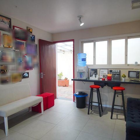Casa à venda com 300m², 4 quartos e 4 vagasCozinha